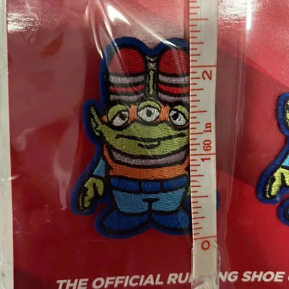 New Balance runDisney 2017 Toy Story Aliens Shoe Lace Clips - Picture 10 of 10